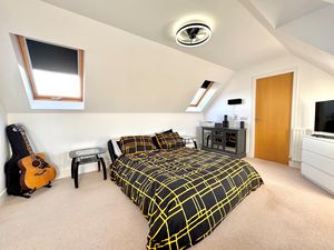 Photo 16- click for photo gallery